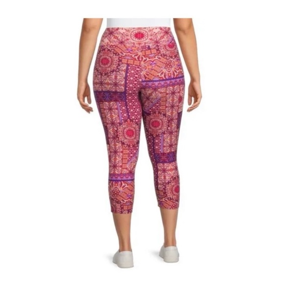 Terra & Sky High Rise Plus Printed Legging Capri. NWT size 0X, 1X or 3X - Picture 7 of 8